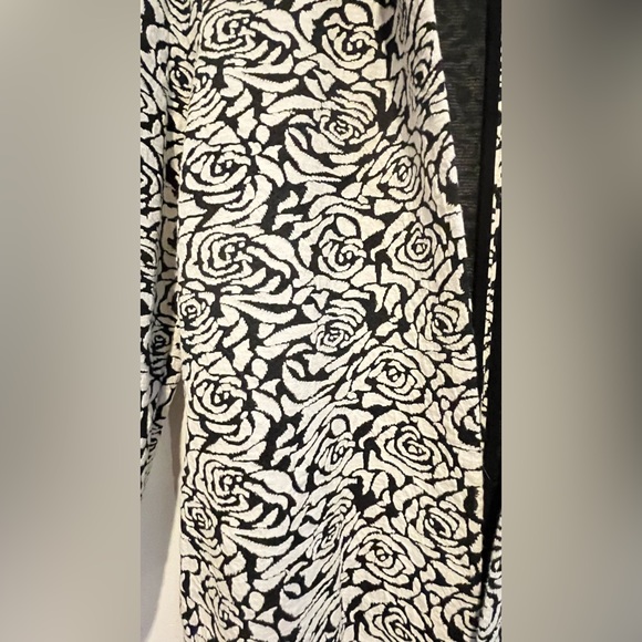 Philosophy Womens Small Long Open Front Duster Sweater Coat Black White Floral - Picture 12 of 13